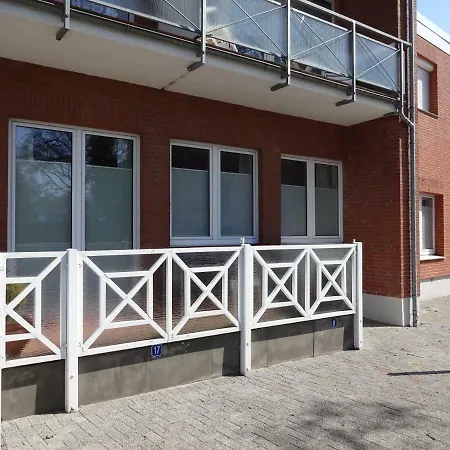 Strandleben 3 * Grömitz