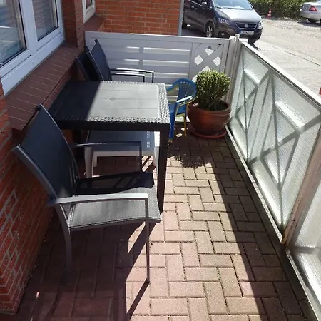 Strandleben 3 *